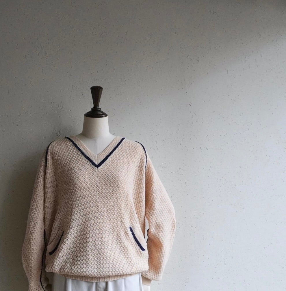 80s Line Design Knit Top