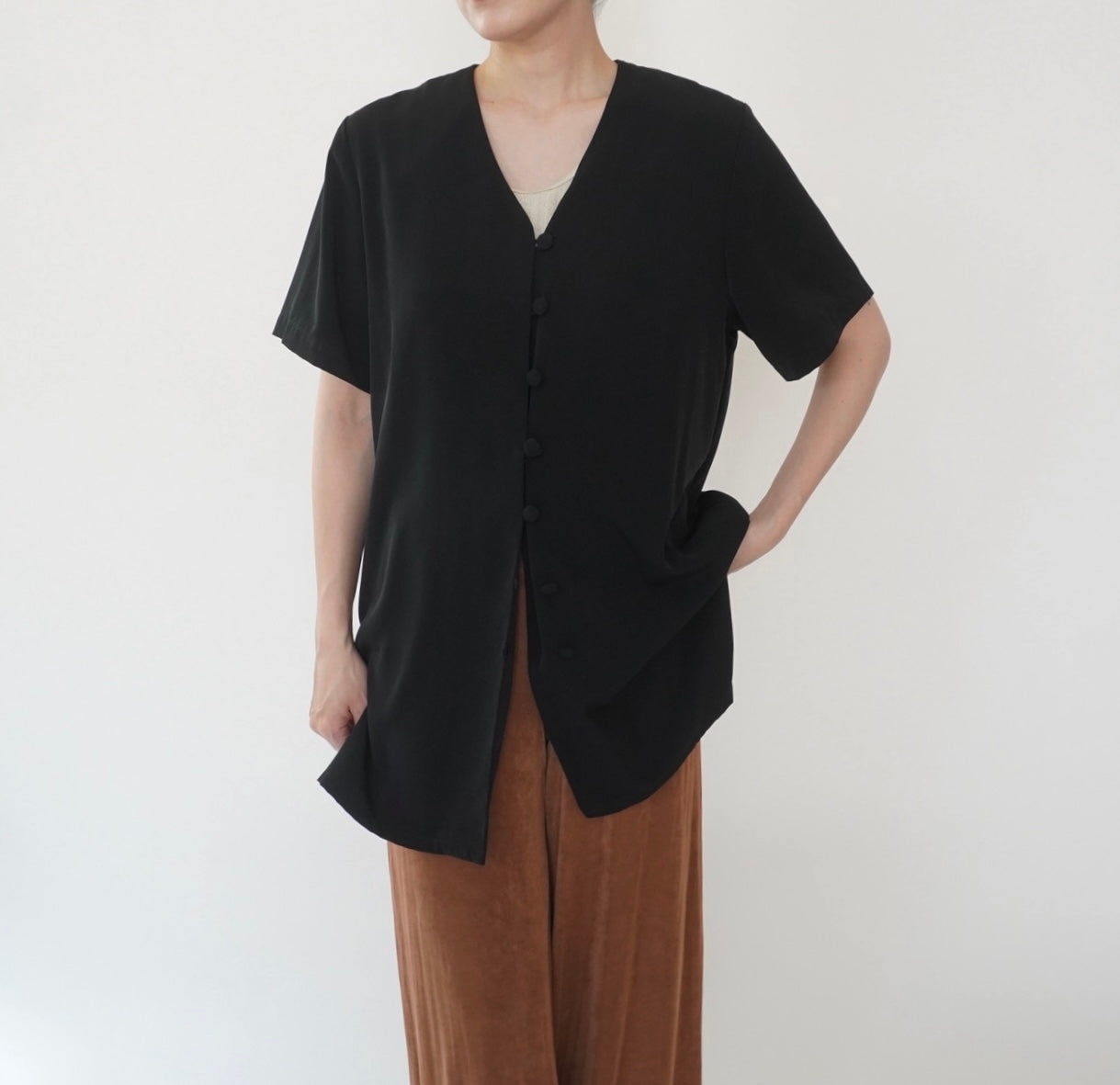 90s Black Design Shirt