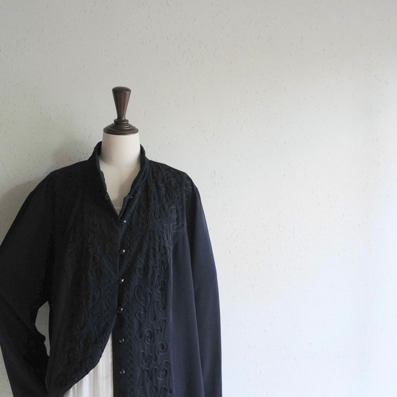 90s Black Embroidery Blouse