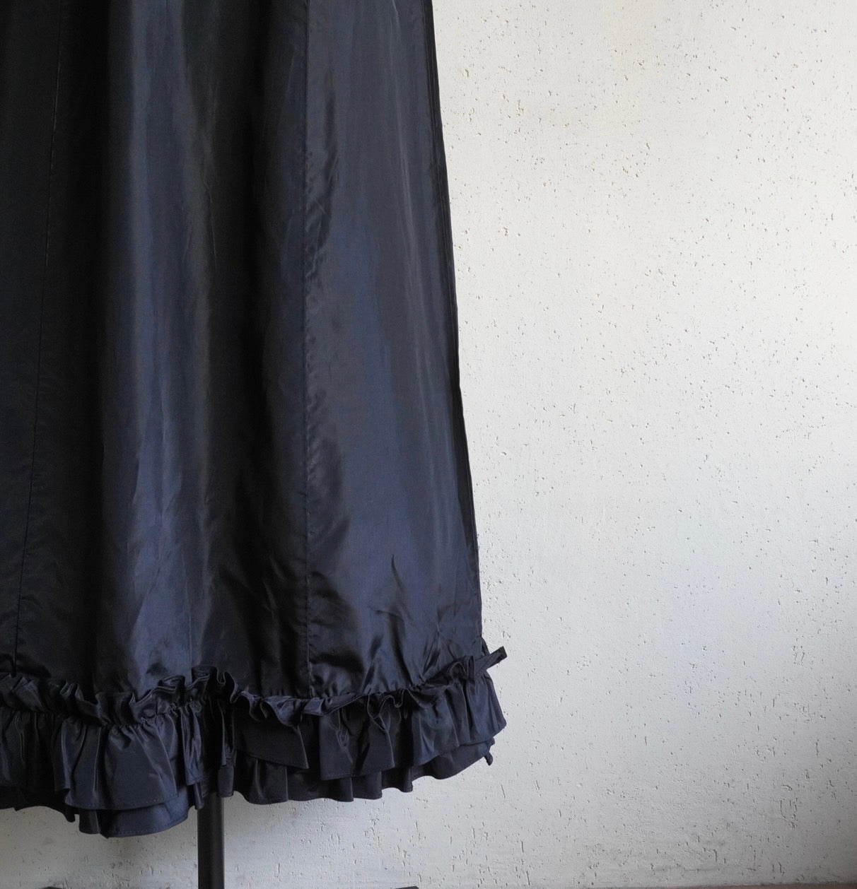 90s Black Design Skirt