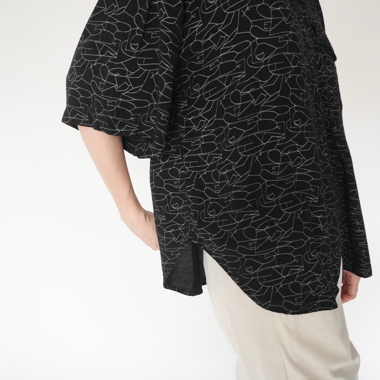 90s Black  Pattern Shirt