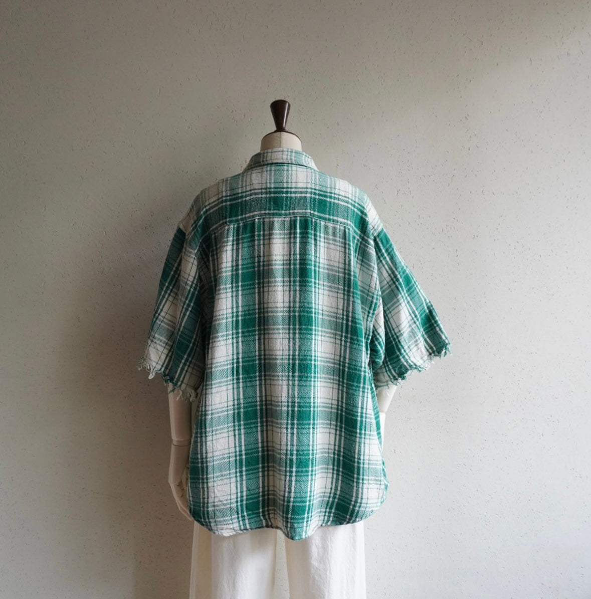 90s Zipped Pullover Shirt