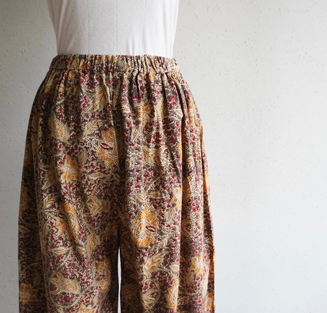 90s Printed Pants