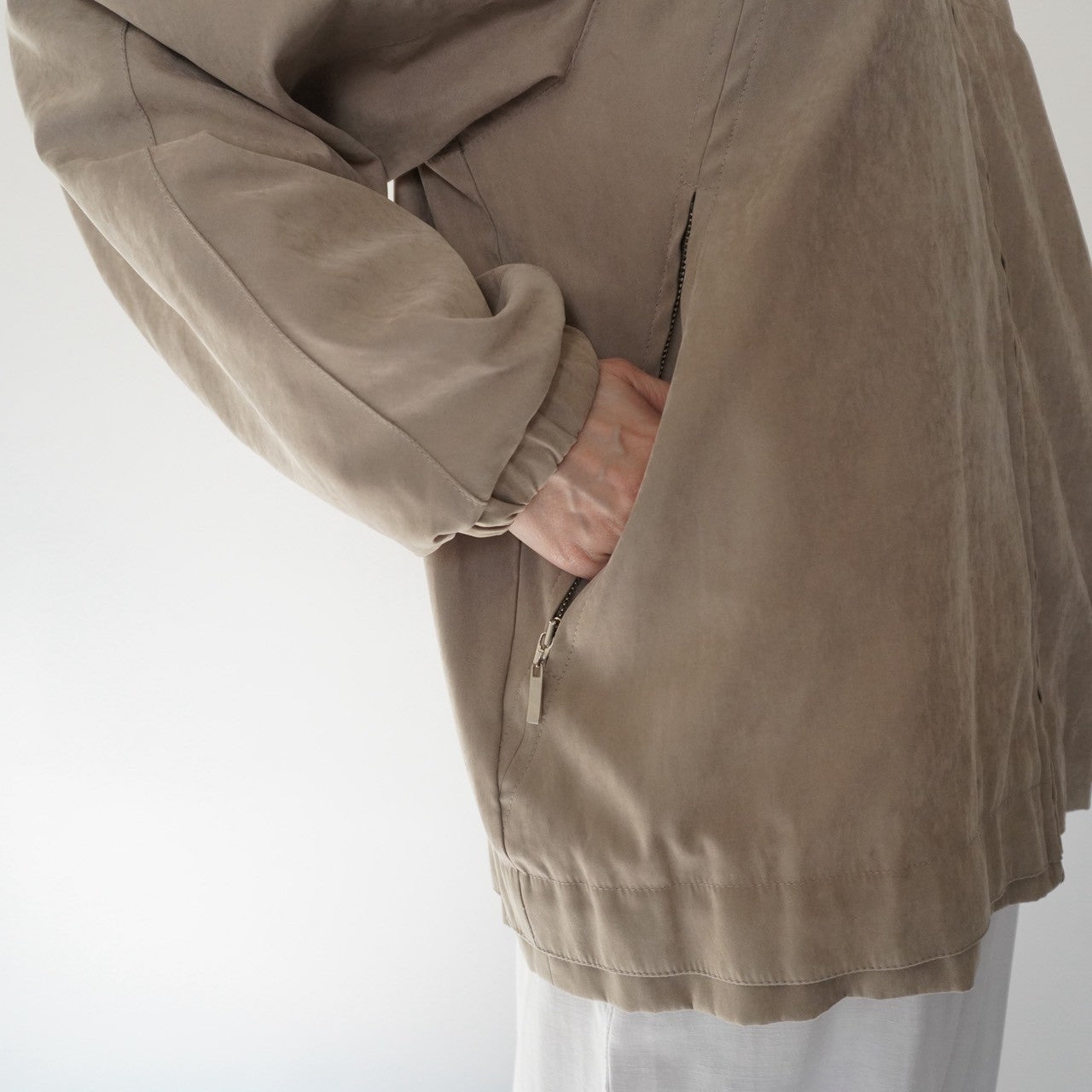 90s Hooded Light Jacket