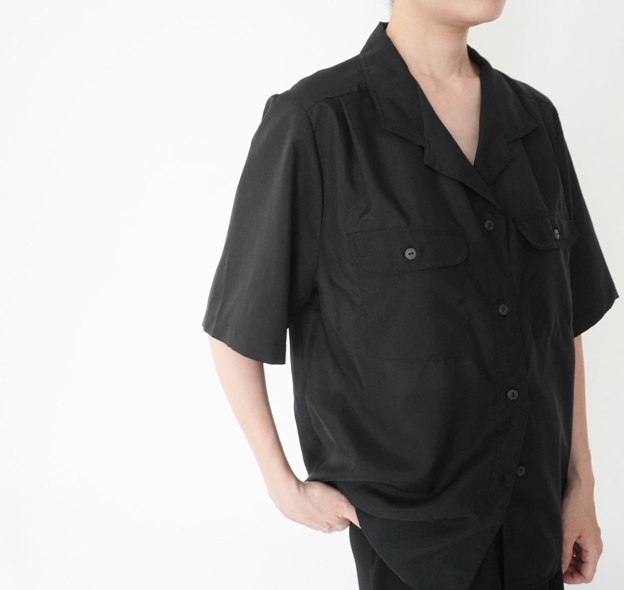 90s Black Shirt