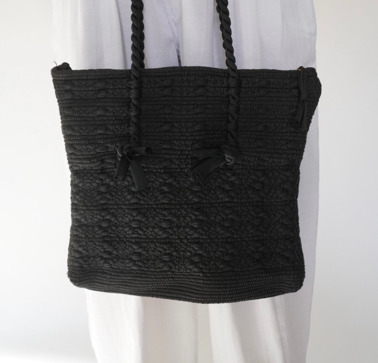 40s Woven Black Bag