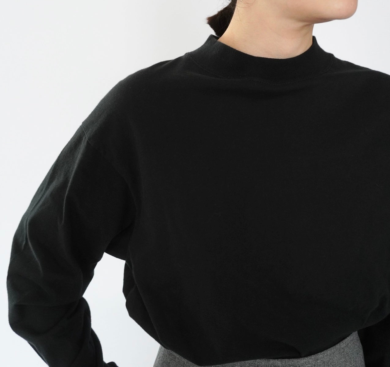 90s Mock Neck Long Sleeves T-shirt  Made in USA