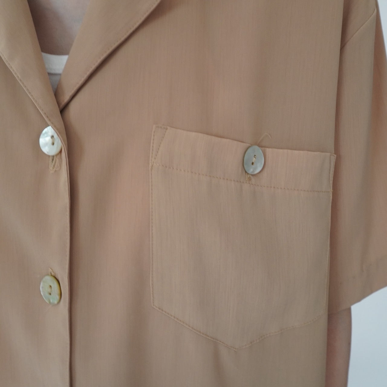 90s Beige Shirt