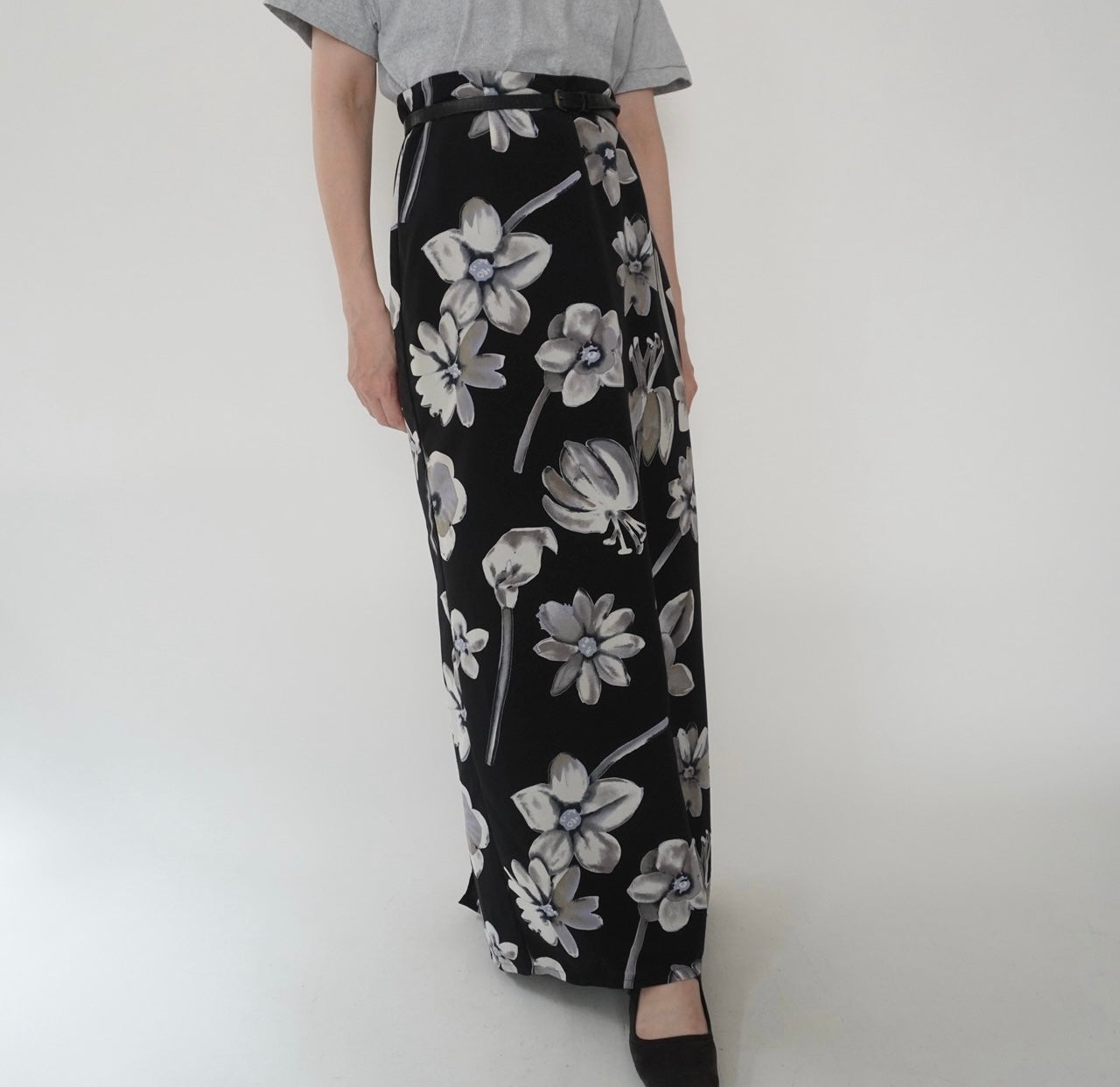 90s EURO Floral Print Skirt