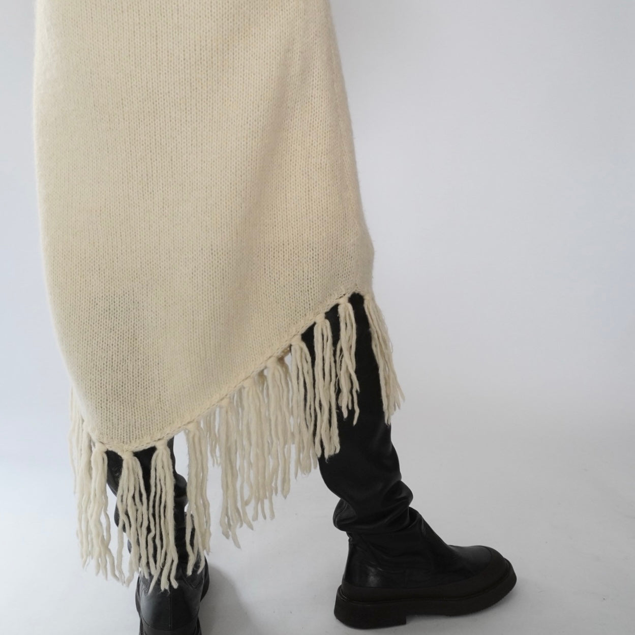 80s Ivory Fringe Skirt