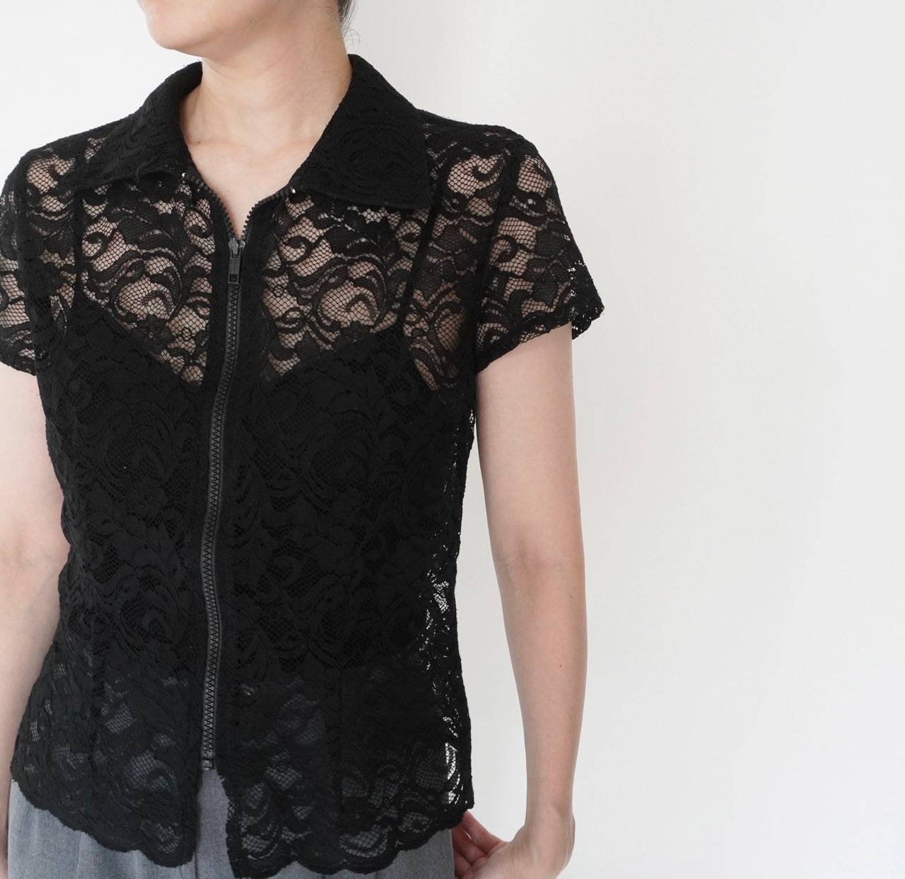 90s Lace Design Zipped Shirt Made in USA