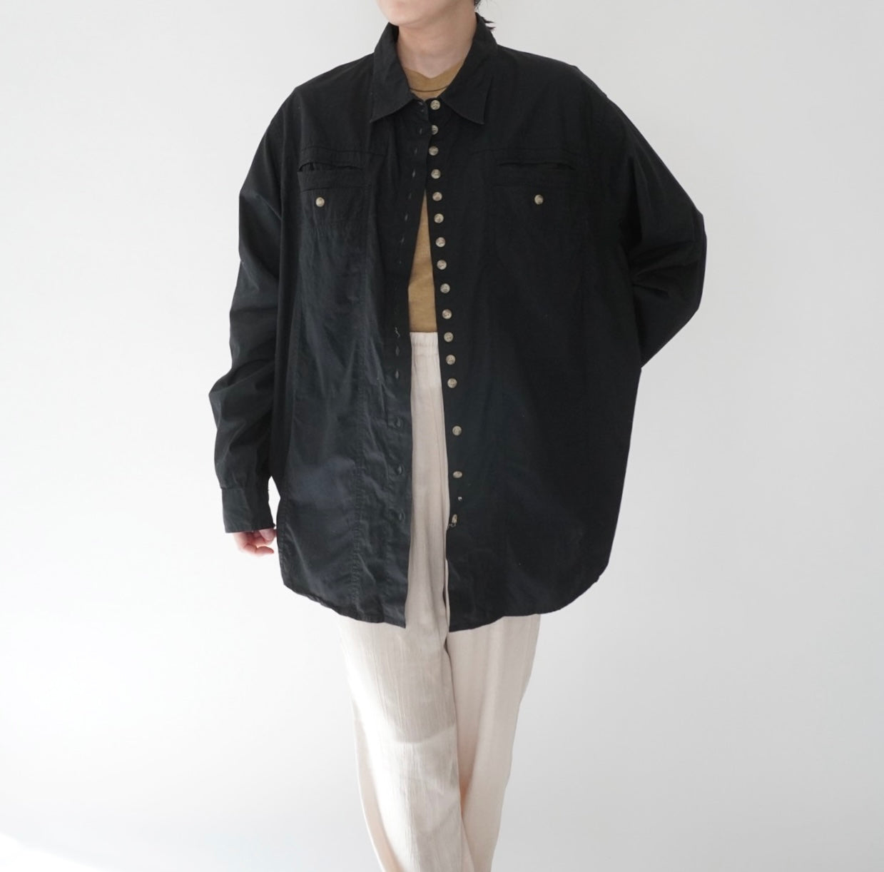 90s Button Design Shirt