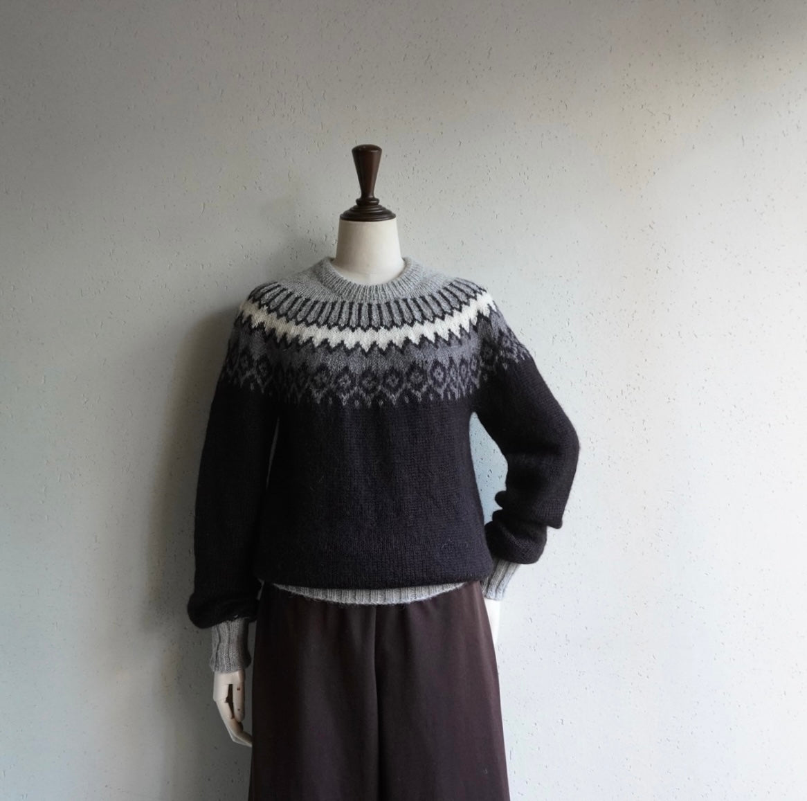 80s Hand Knitted in Peru Alpaca Wool Knit
