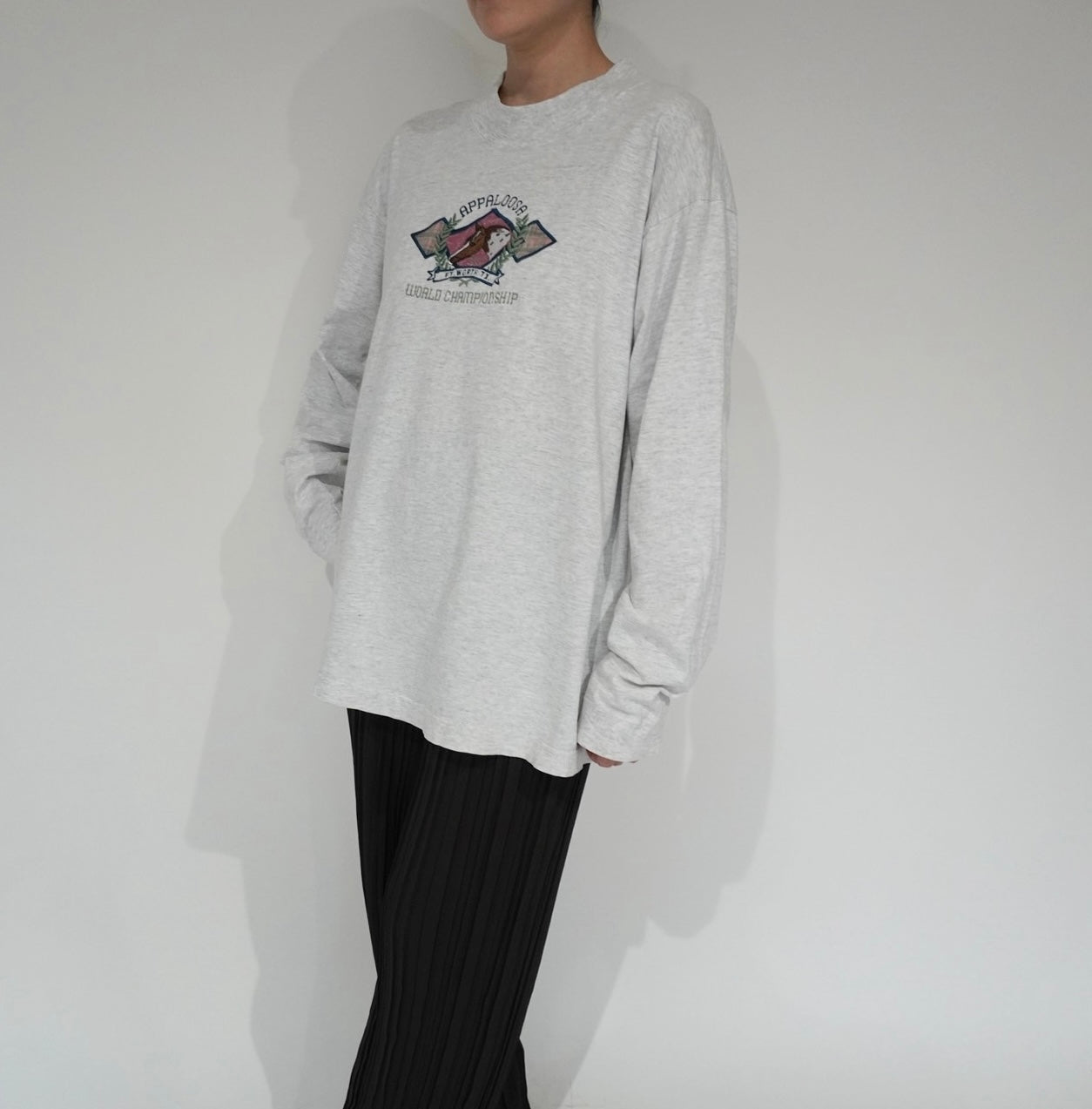 00s Embroidery Long Sleeves T-shirt Made in USA