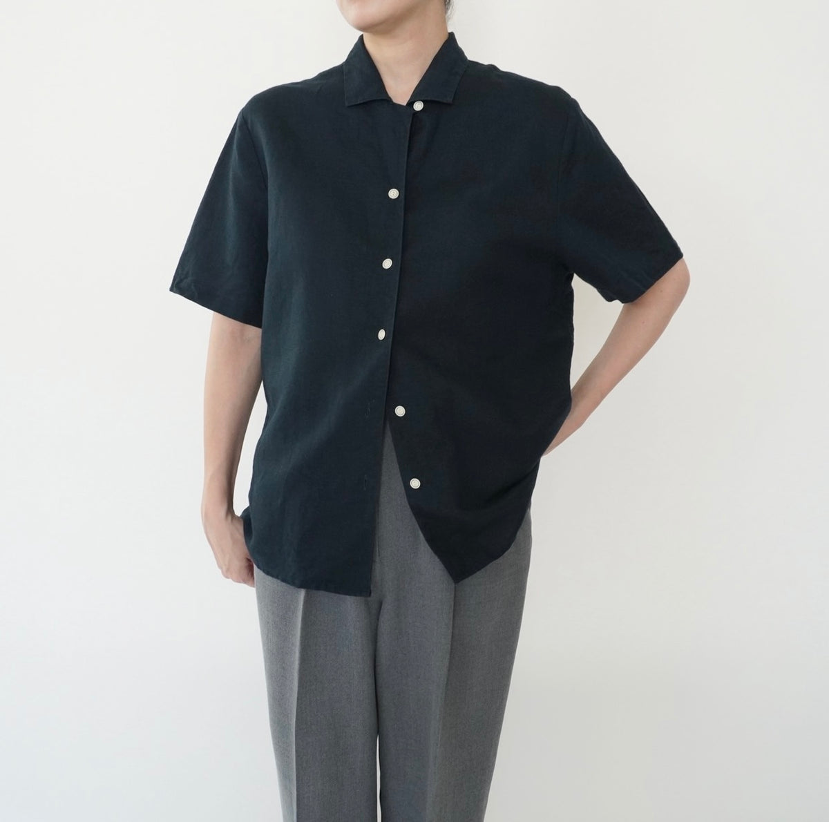 90s Navy Linen Shirt
