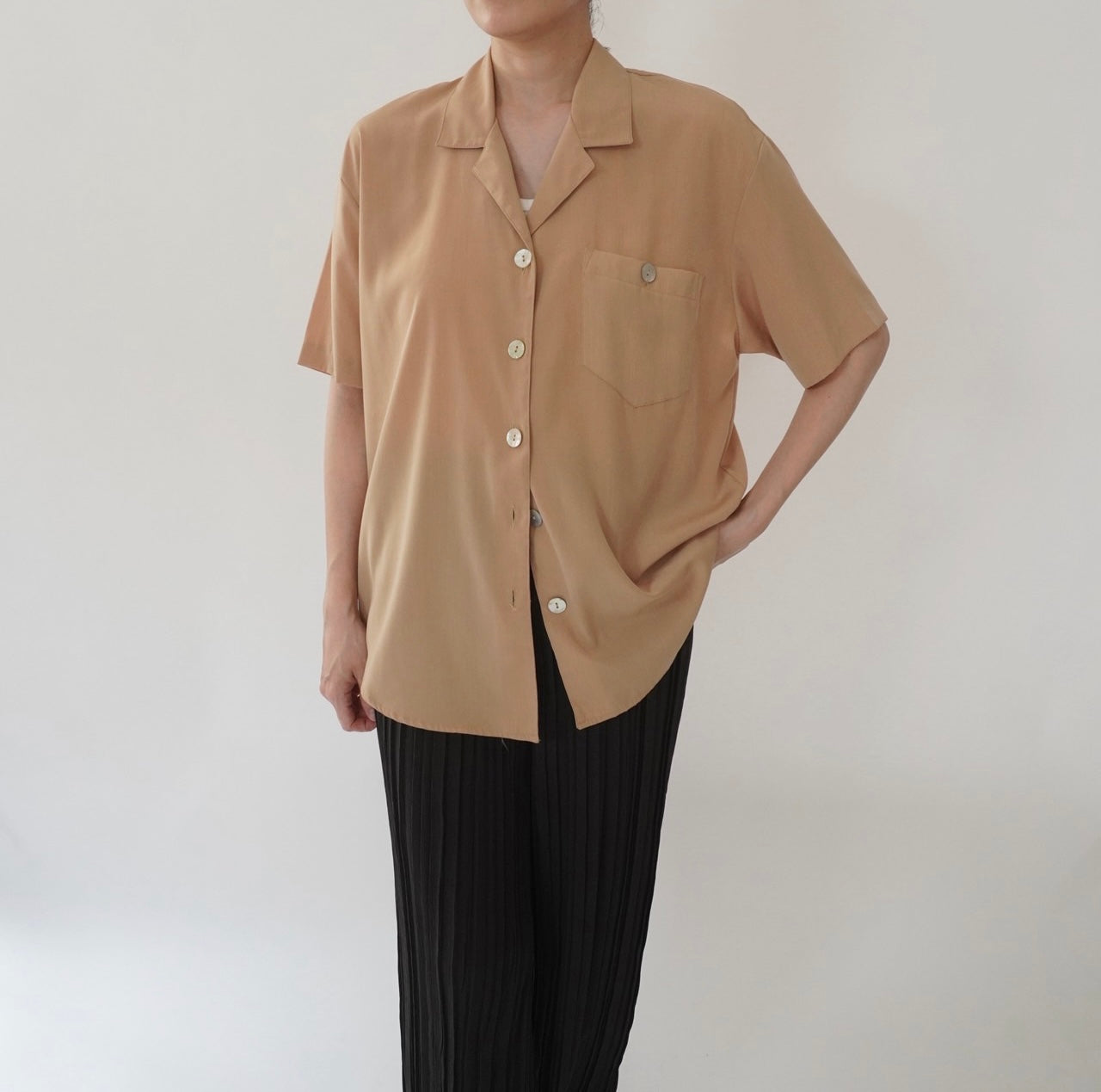 90s Beige Shirt