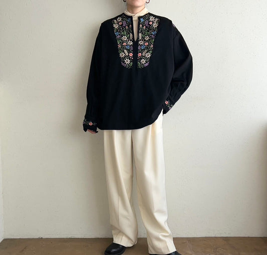 80s Embroidery Top