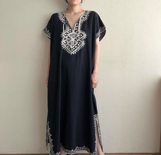 80s Embroidery Dress