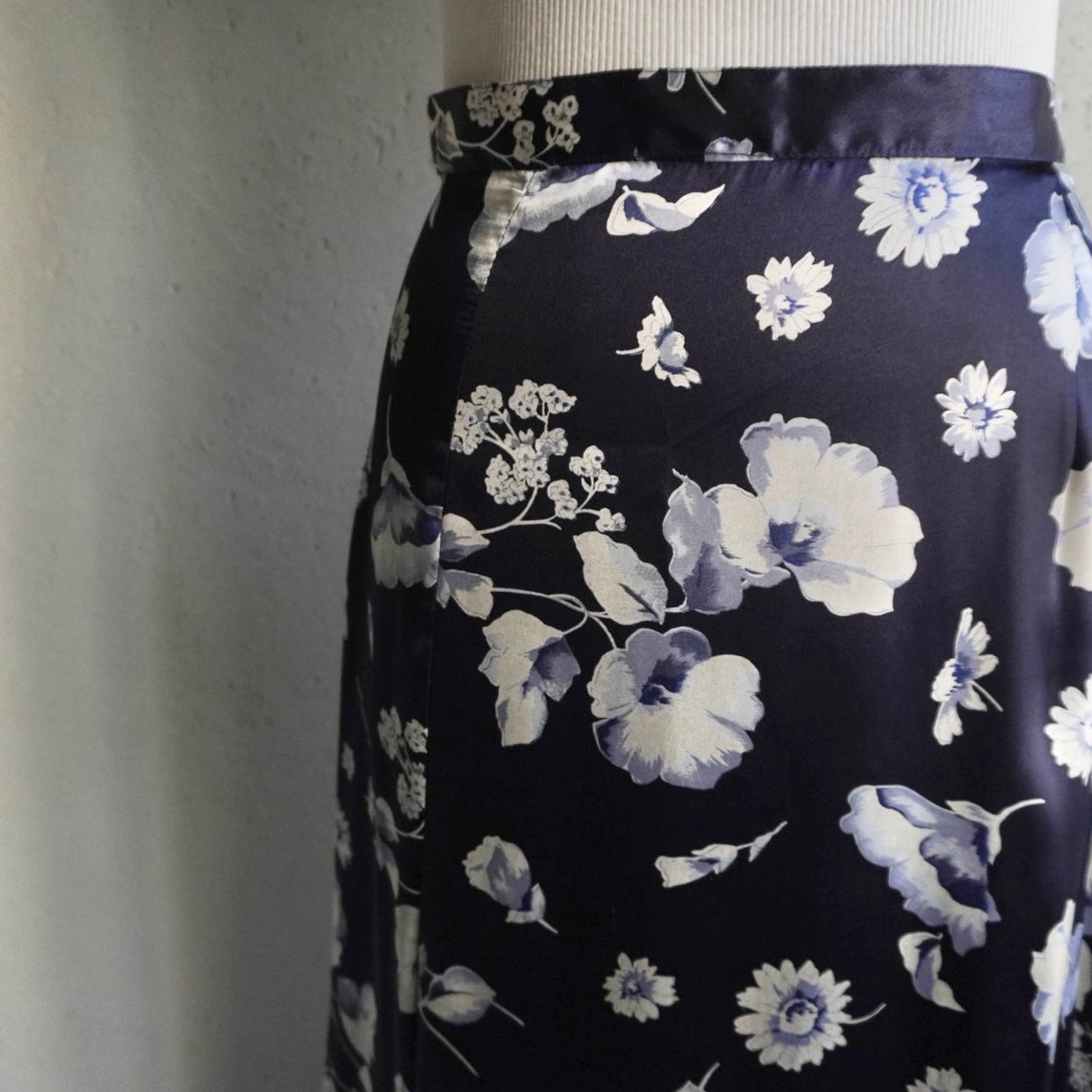 90s Floral Print Skirt