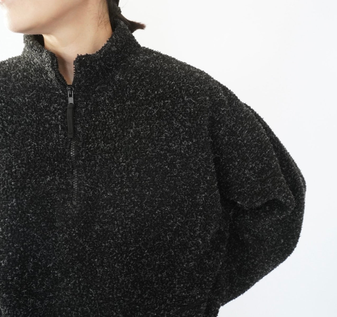 90s Black x White  Fleece Top