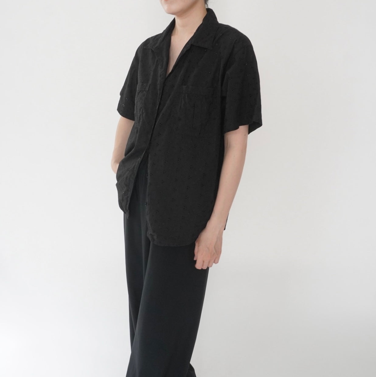 90s Embroidery Cut Lace Design Shirt