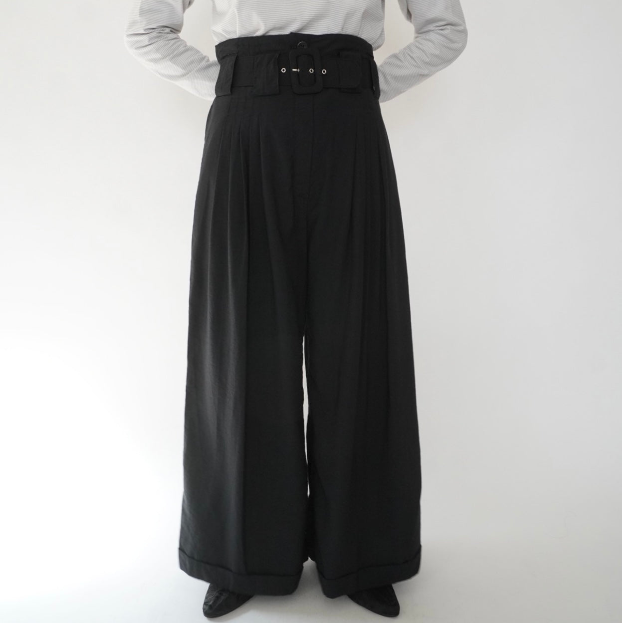 90s EURO Belted Wide Pants