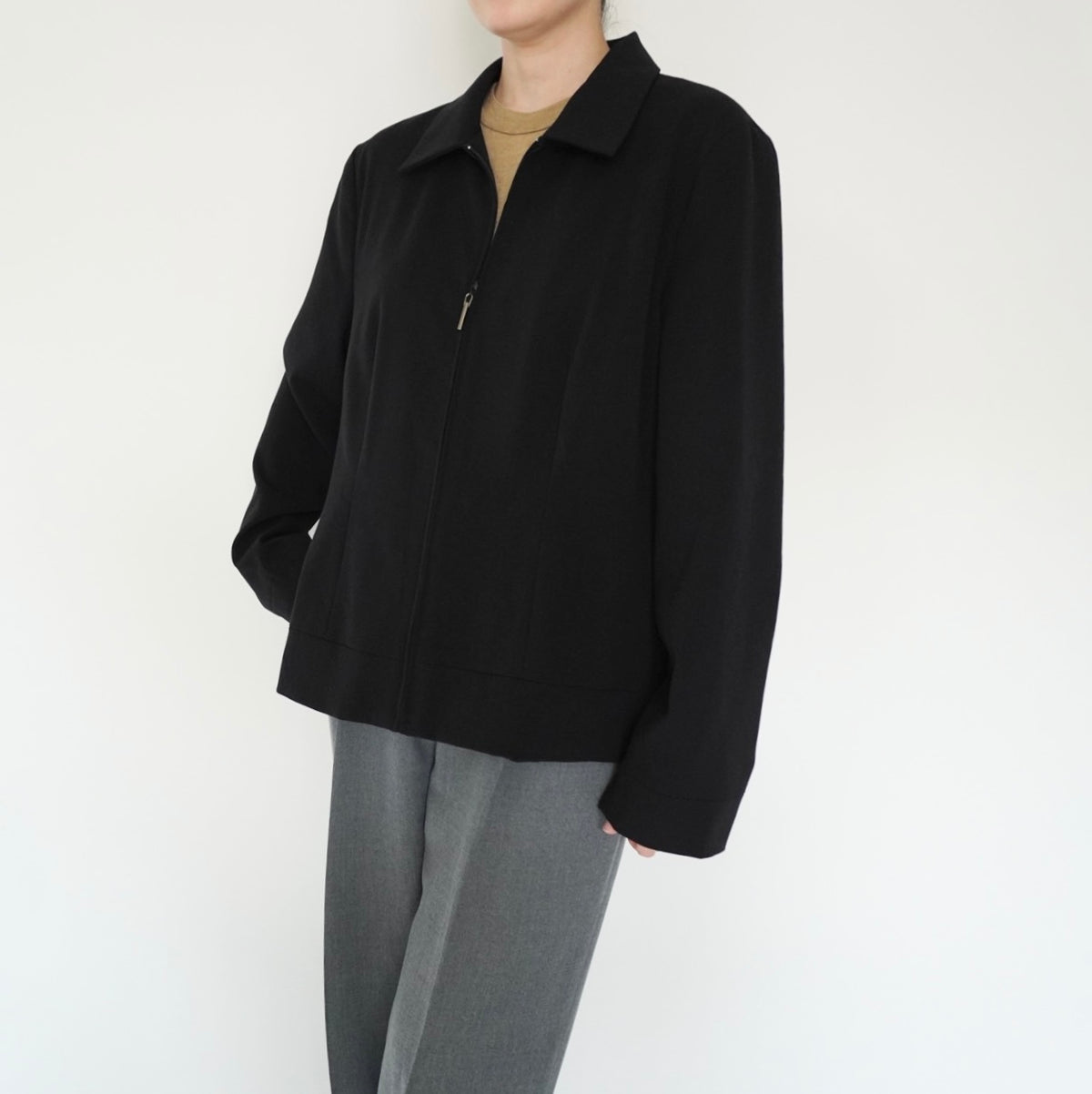 90s Zip Light Jacket