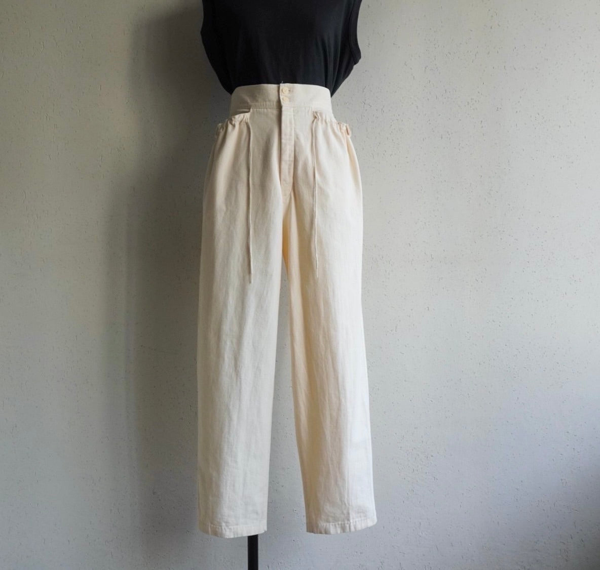 80s  High Waisted Design  Pants