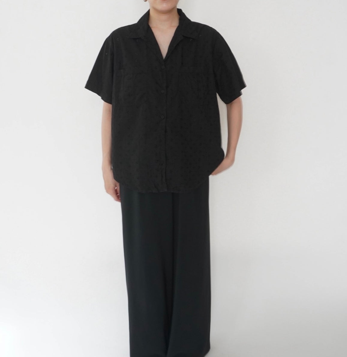 90s Embroidery Cut Lace Design Shirt