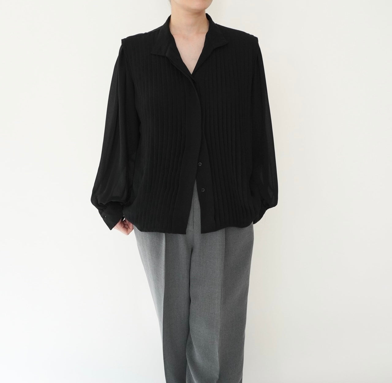 90s Pleated Design Blouse