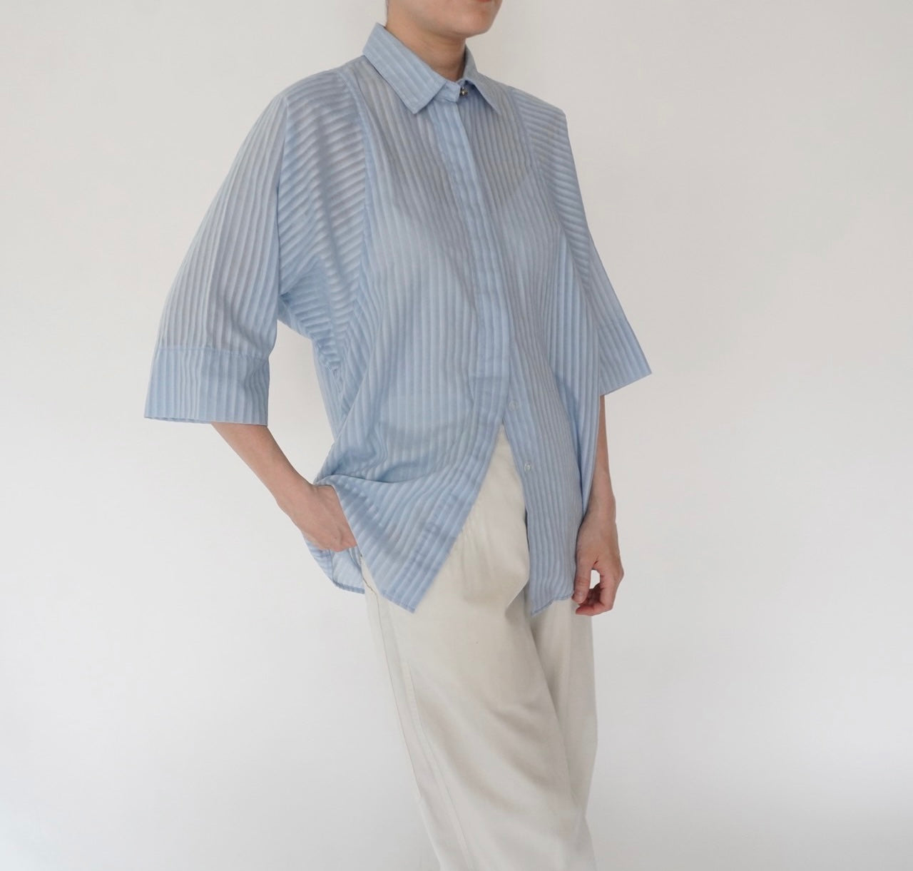 90s Striped Blue Shirt