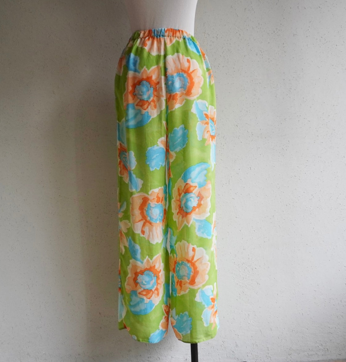 90s EURO Floral Print Pants