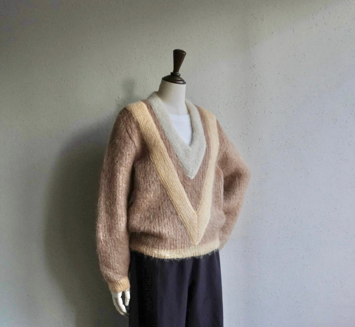70s V Neck  Mohair Knit