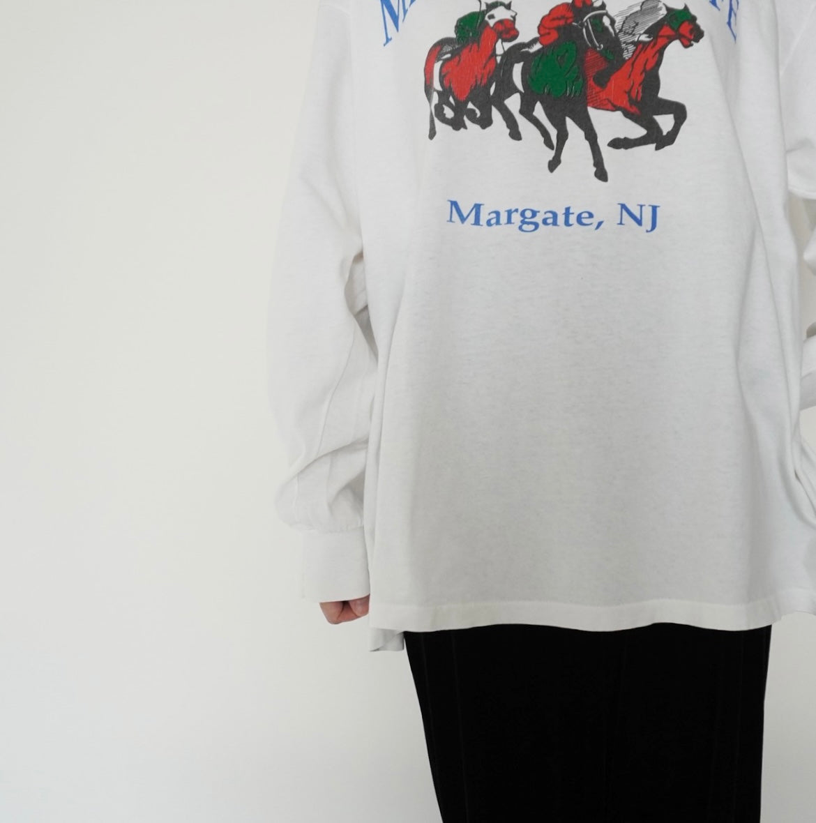 90s Long Sleeves Printed T-shirt Made in USA