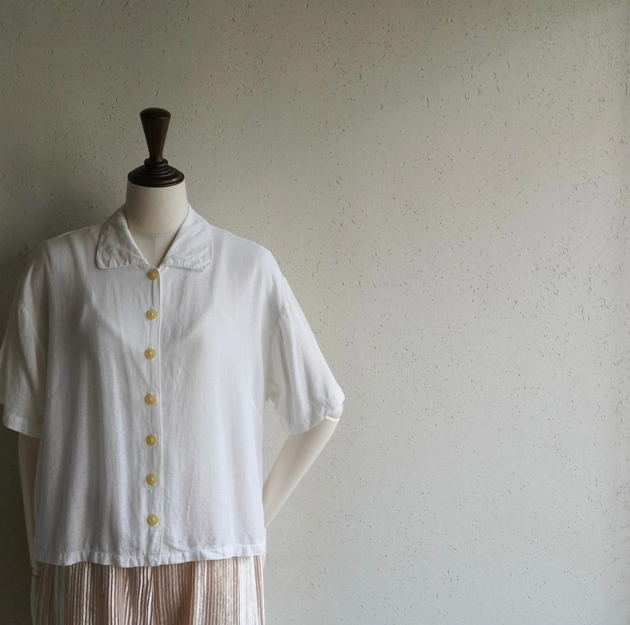 90s White Boxy Shirt