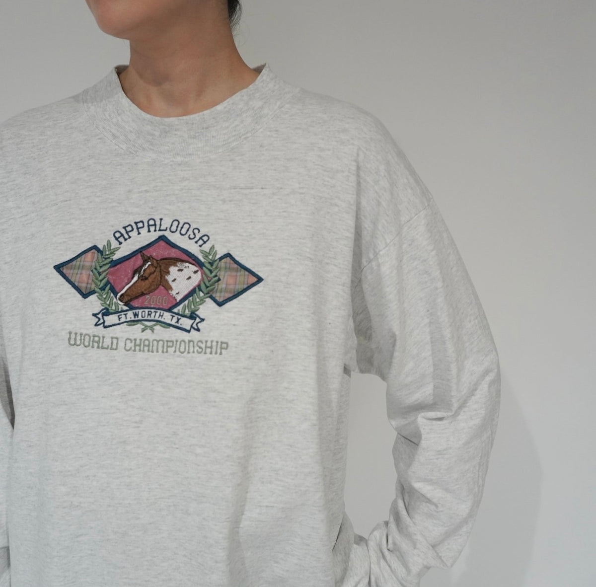 00s Embroidery Long Sleeves T-shirt Made in USA
