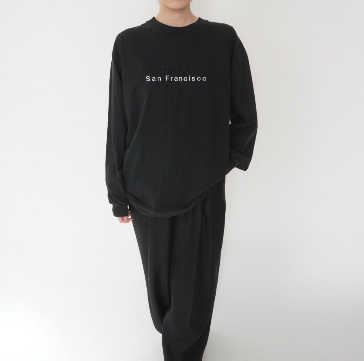 90s Embroidery Long Sleeves T-shirt Made in USA