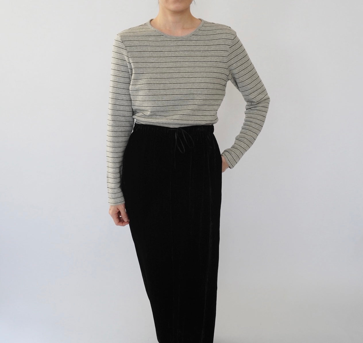 90s Gray Striped Top