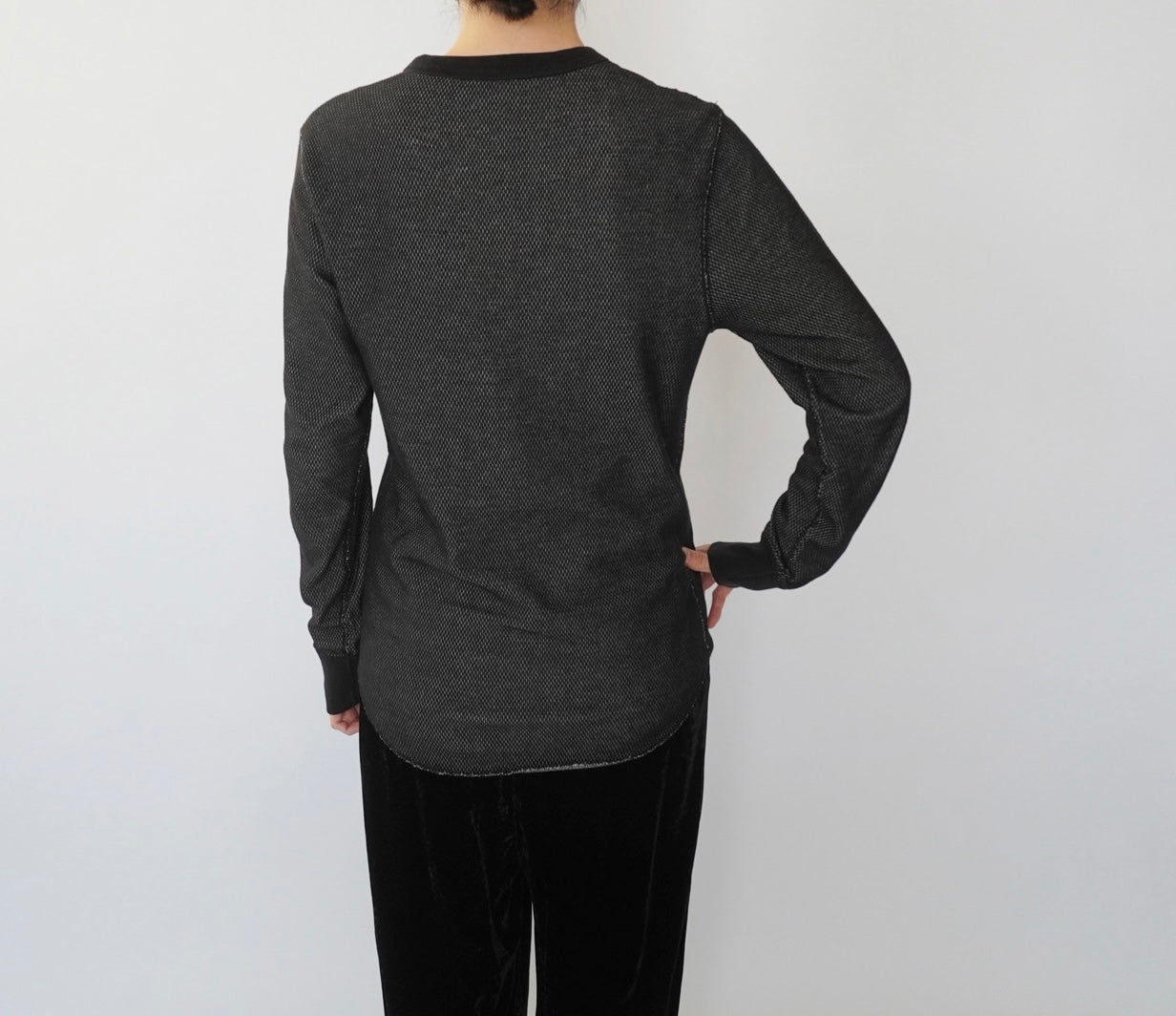Black thermal Top