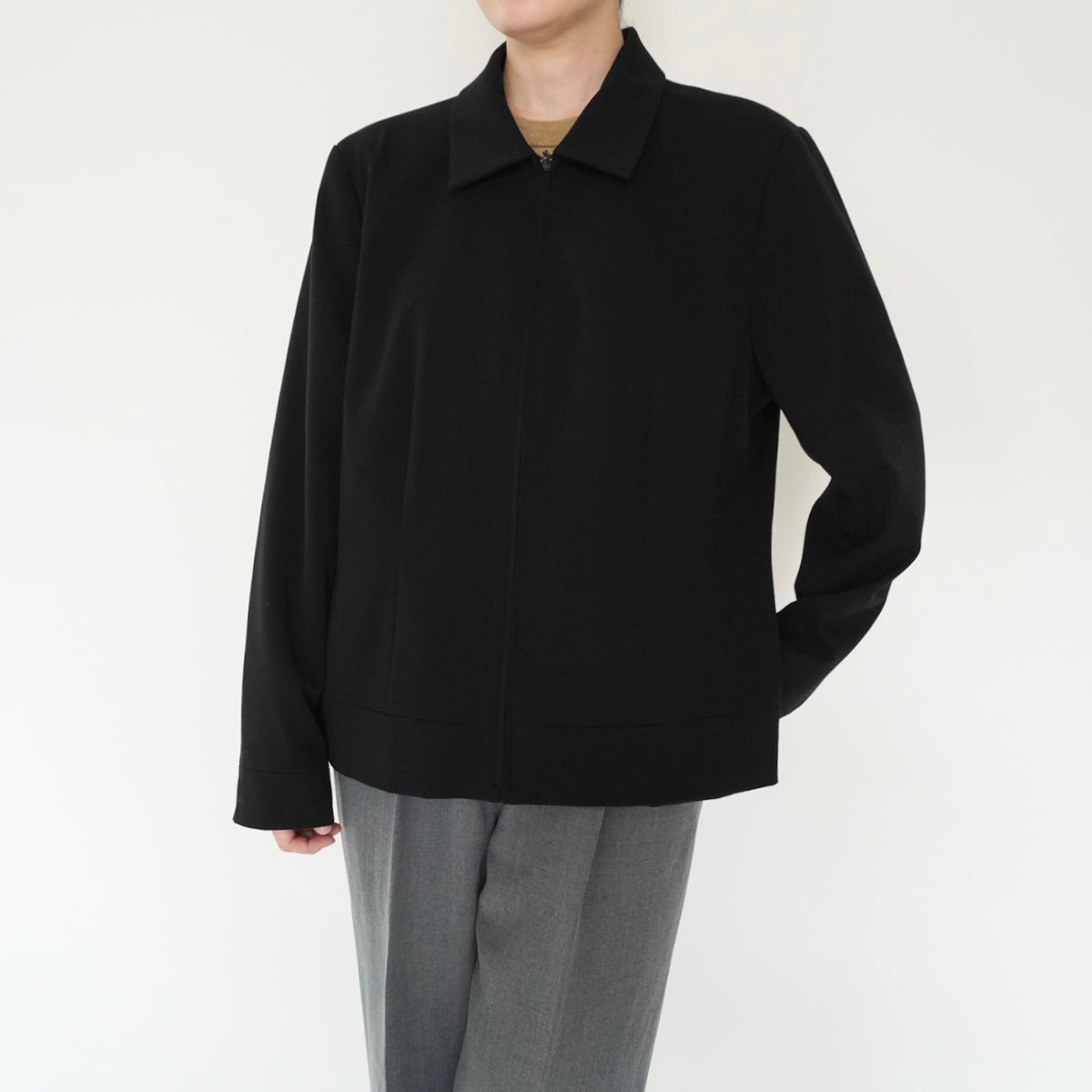 90s Zip Light Jacket