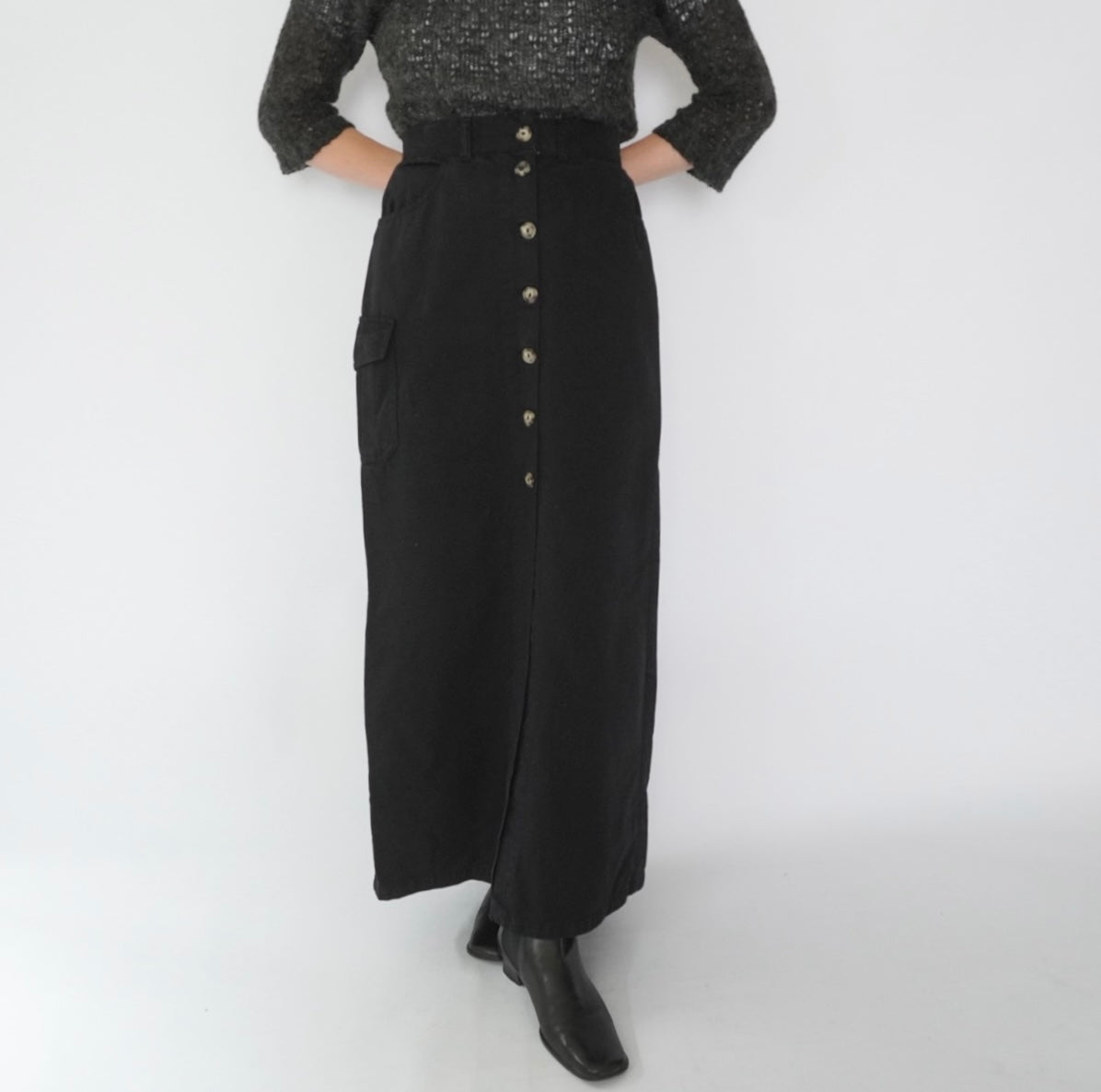 90s EURO Black Skirt