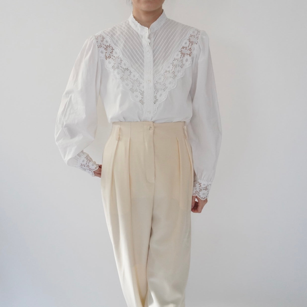 90s EURO Lace Design Blouse