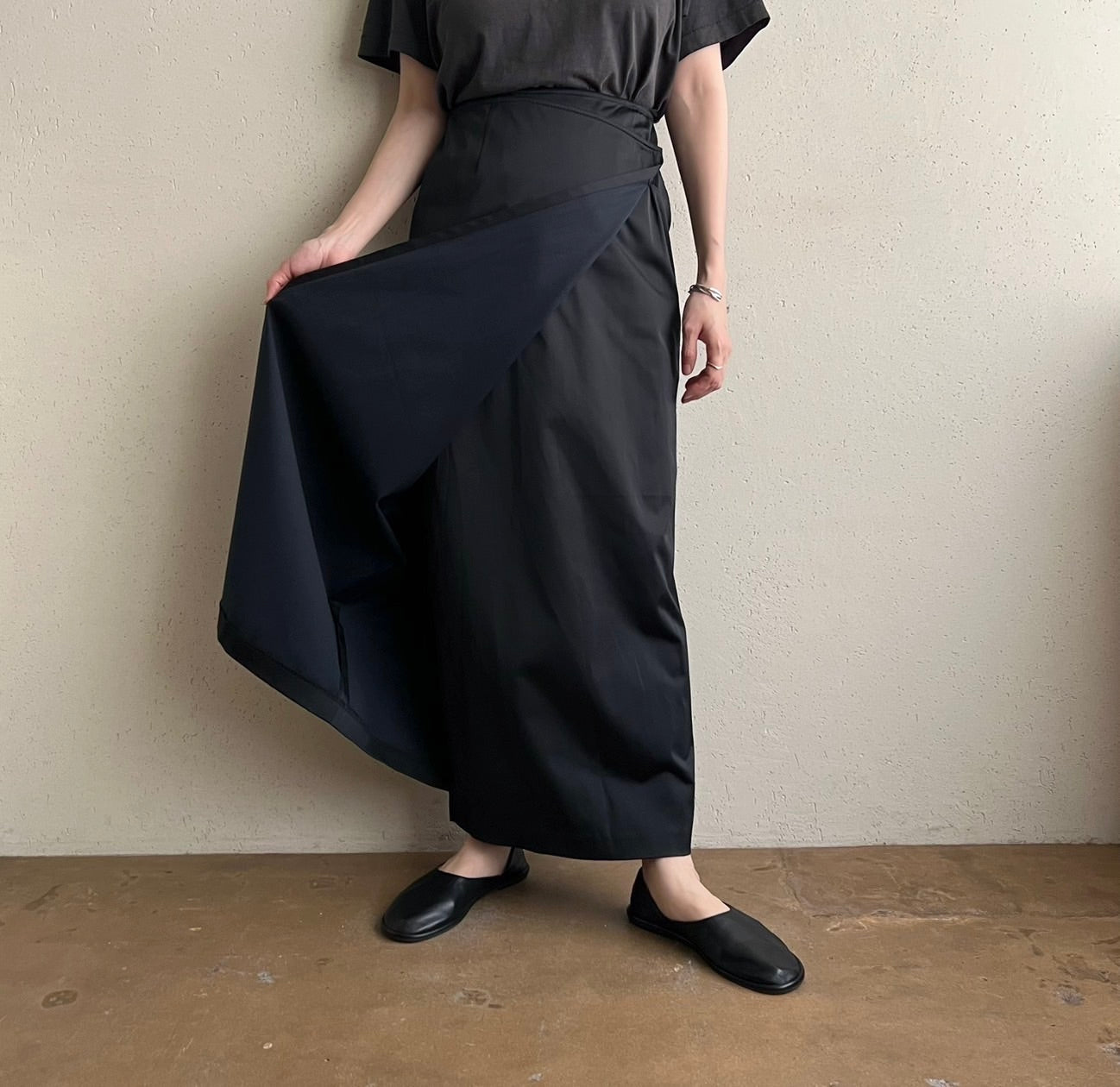 90s Black Wrap Skirt