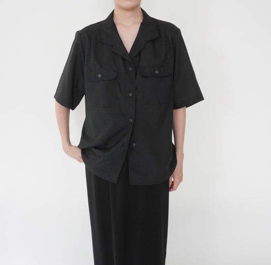 90s Black Shirt