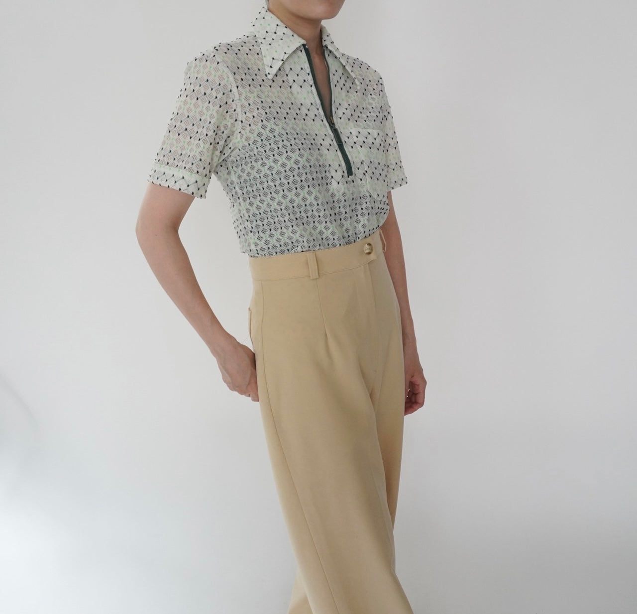 70s Pattern Zip Top