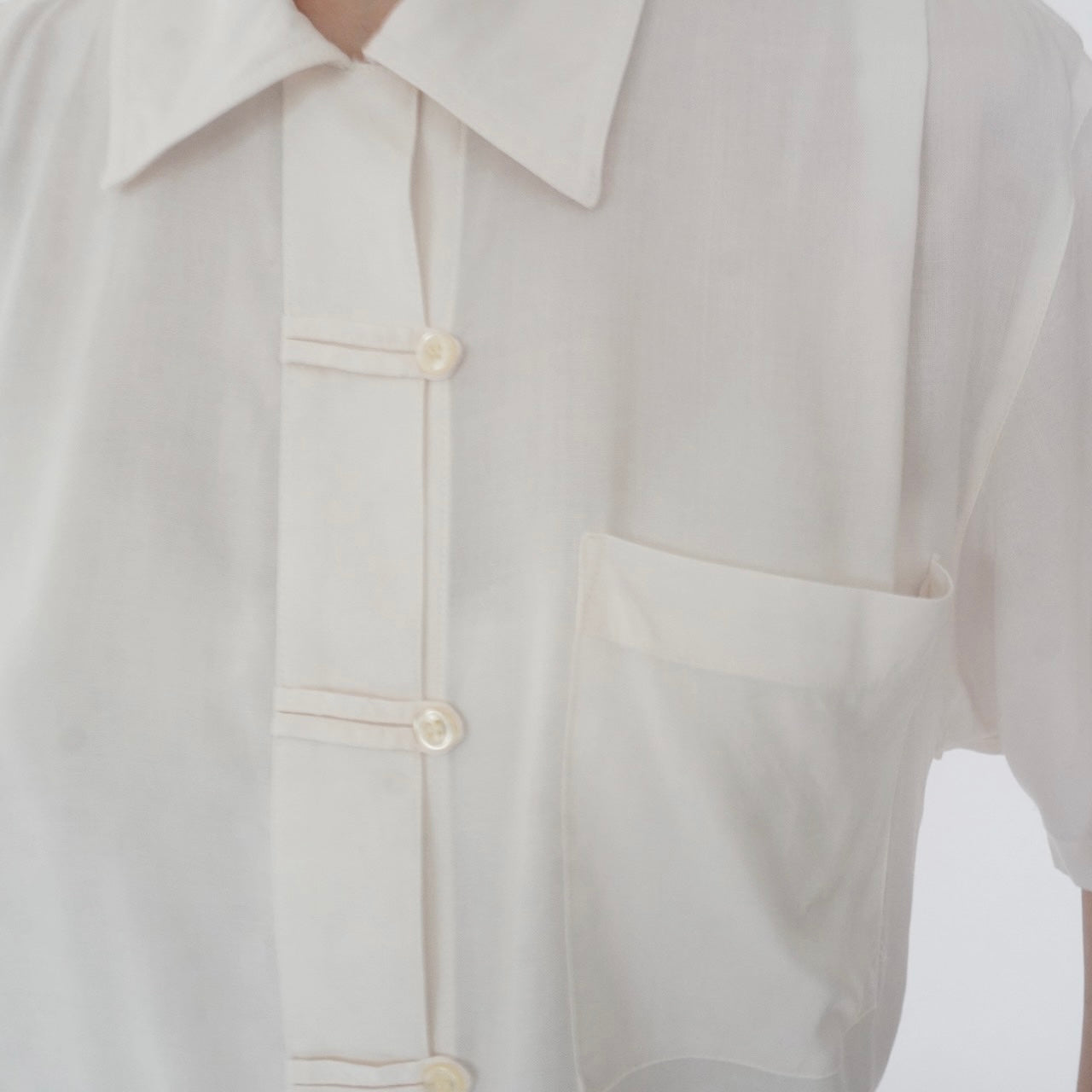 90s Design Rayon Shirt