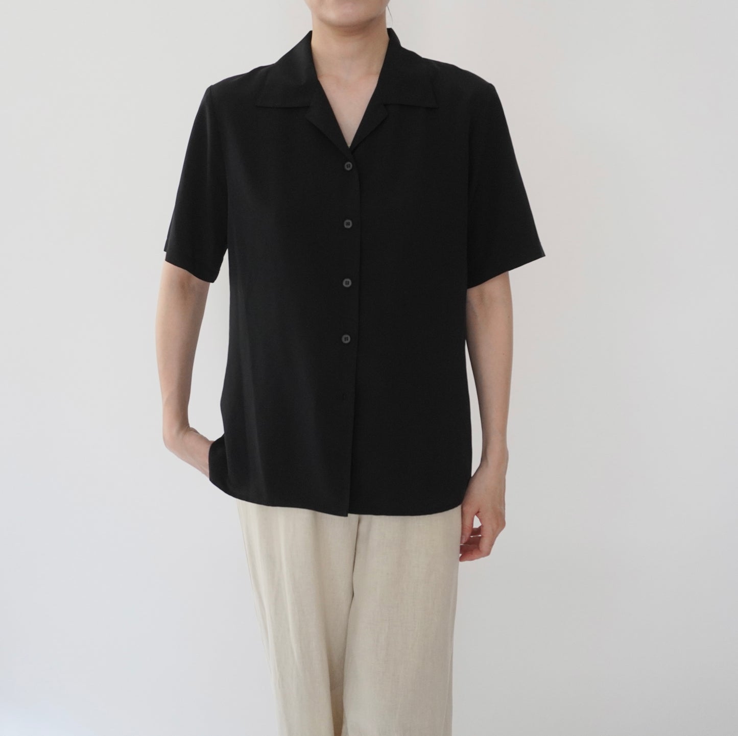 90s Black Shirt
