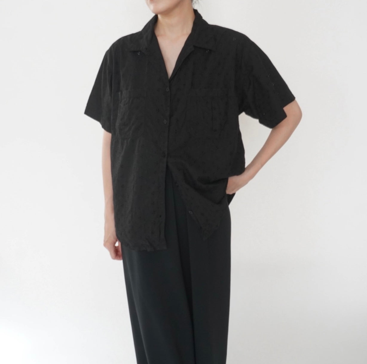 90s Embroidery Cut Lace Design Shirt