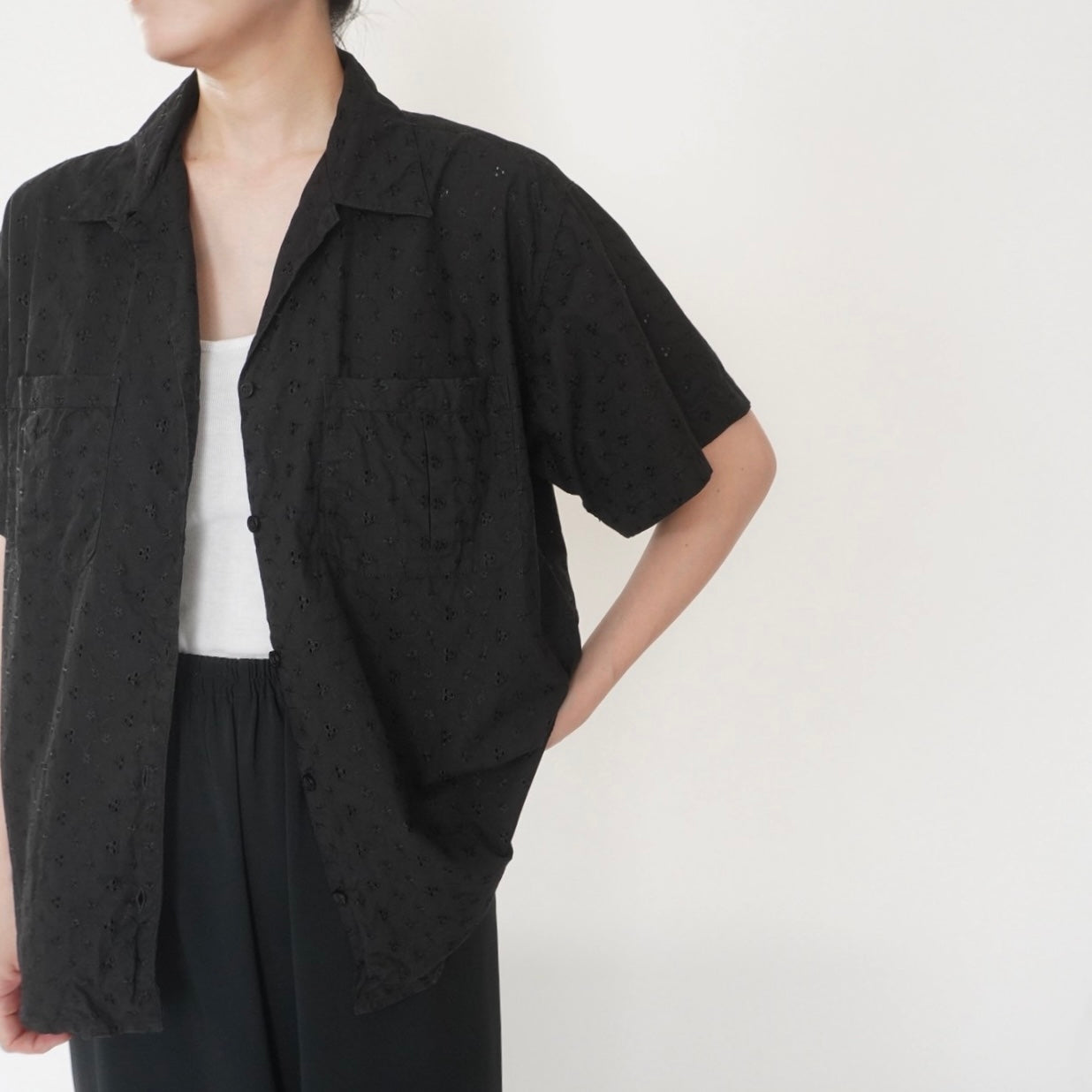 90s Embroidery Cut Lace Design Shirt