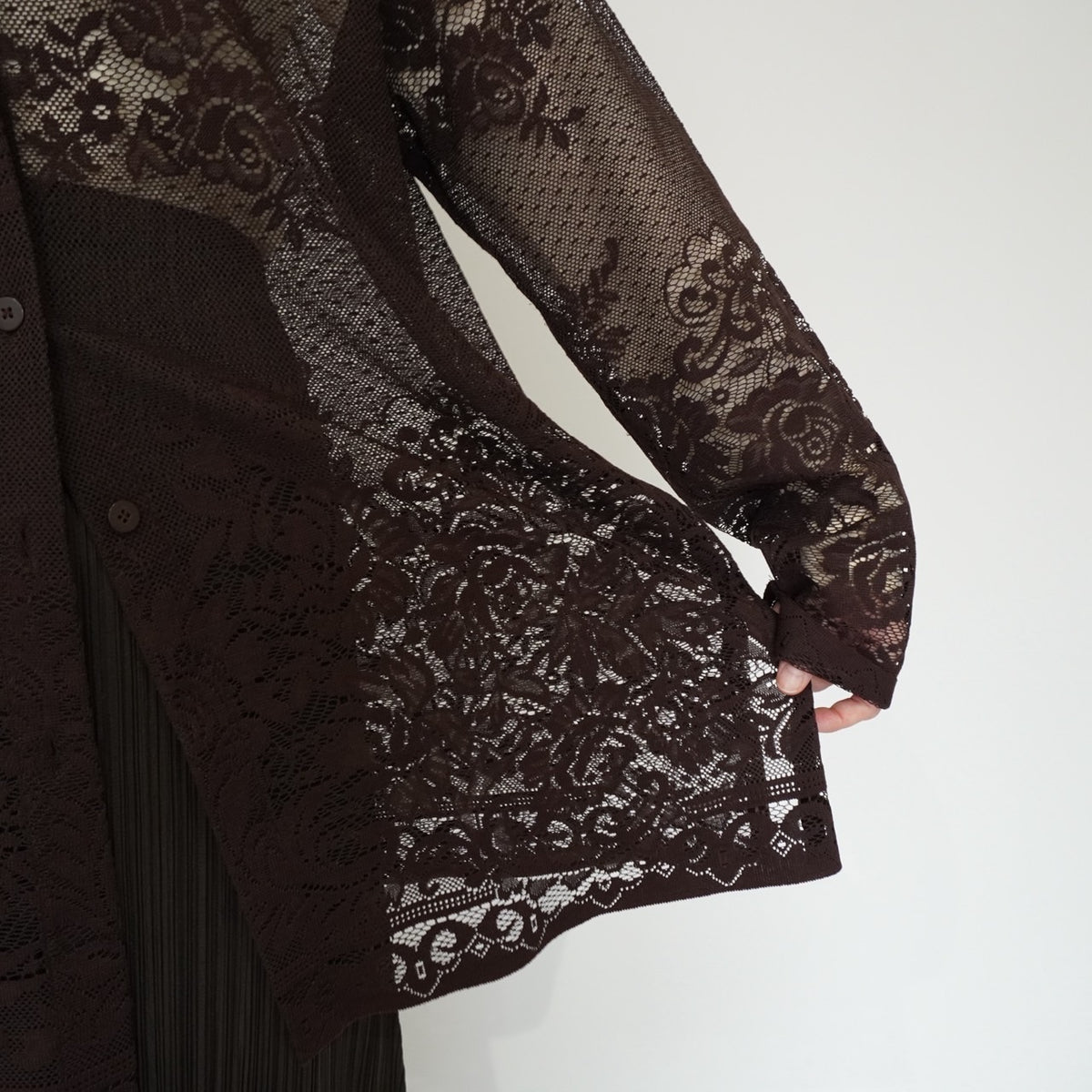 90s Lace Design Shirt